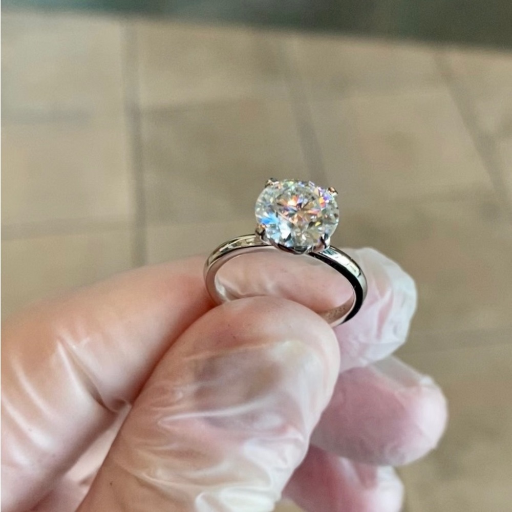 3.0 Carat Round Cut Moissanite Engagement Ring